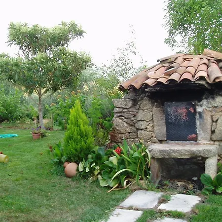 卡萨巴图塞拉度假屋 * Monte Serrano