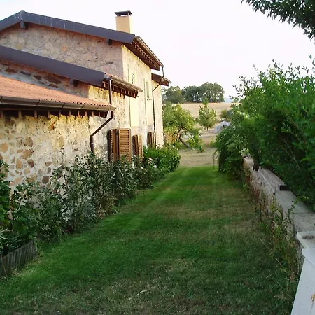 卡萨巴图塞拉度假屋 Monte Serrano