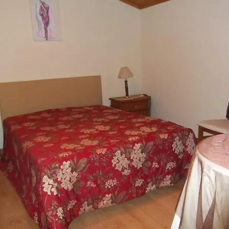 度假居 卡萨巴图塞拉度假屋 Monte Serrano