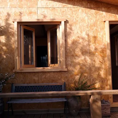 度假居 卡萨巴图塞拉度假屋 *